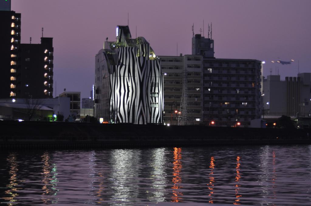 Hotel Beni East (Adults Only) โอซาก้า ภายนอก รูปภาพ